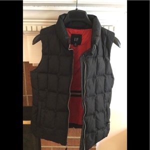GAP Black Vest size XS